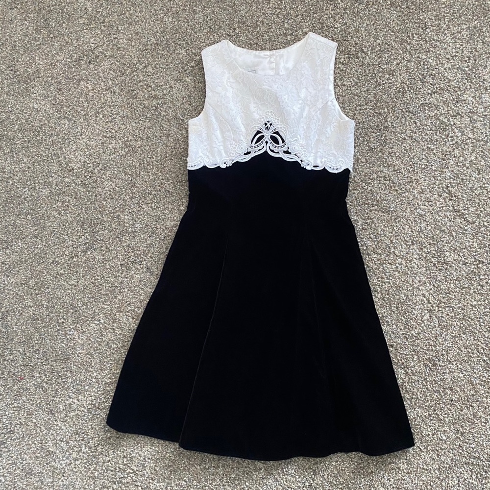 Jessica McClintock girls velvet lace dress+ bolero
